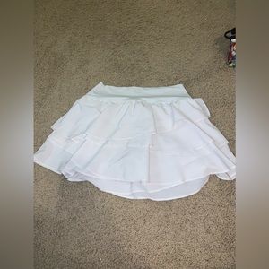 white offline by aerie ruffled athletic skirt